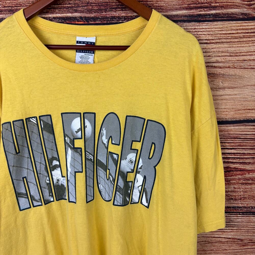 Vintage 1990s Tommy Hilfiger Beach Volleyball Spell Out T-shirt
